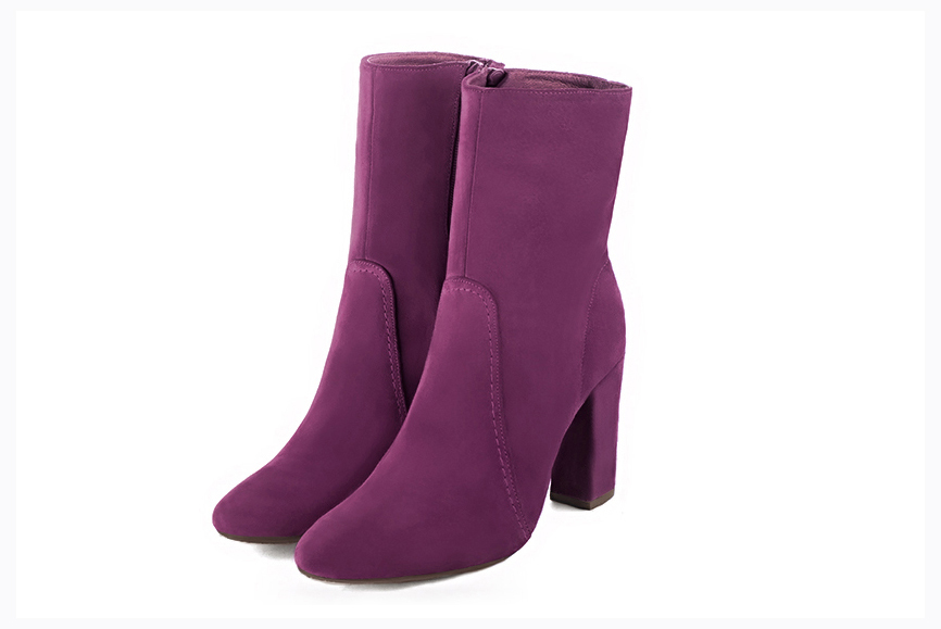 Mulberry purple women's ankle boots with a zip on the inside. Round toe. High block heels. Front view - Florence KOOIJMAN
